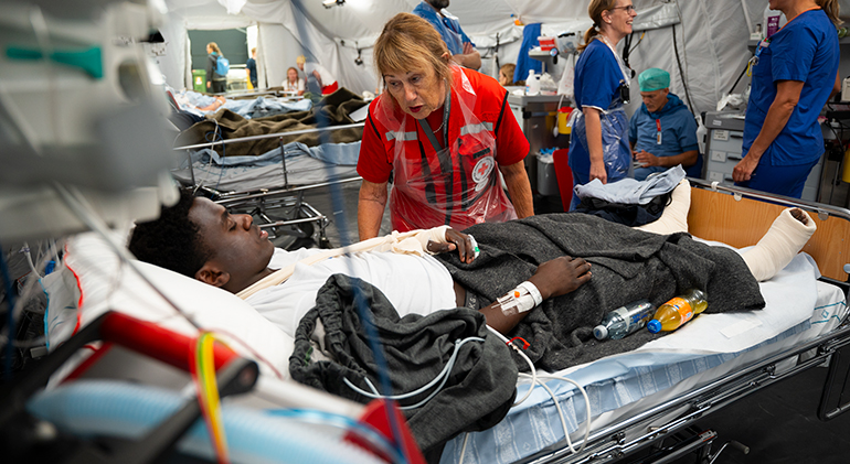 Sjukvårdare i övningssjukhus